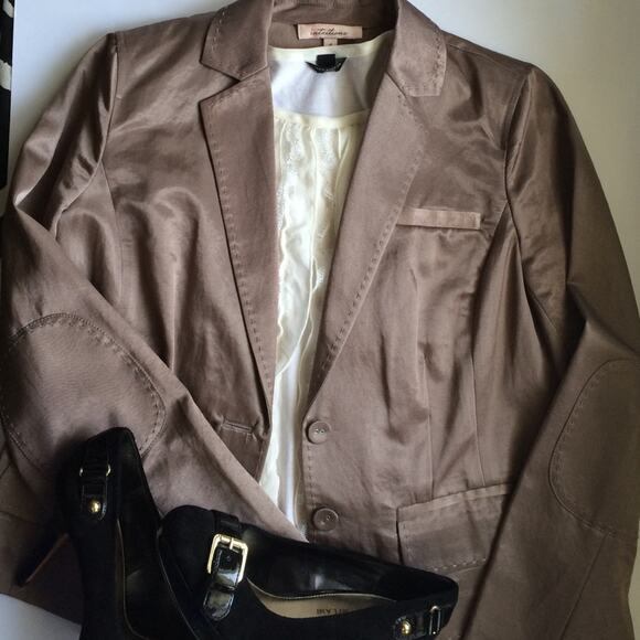 Split back satin long sleeve jacket - Picture 1 of 4